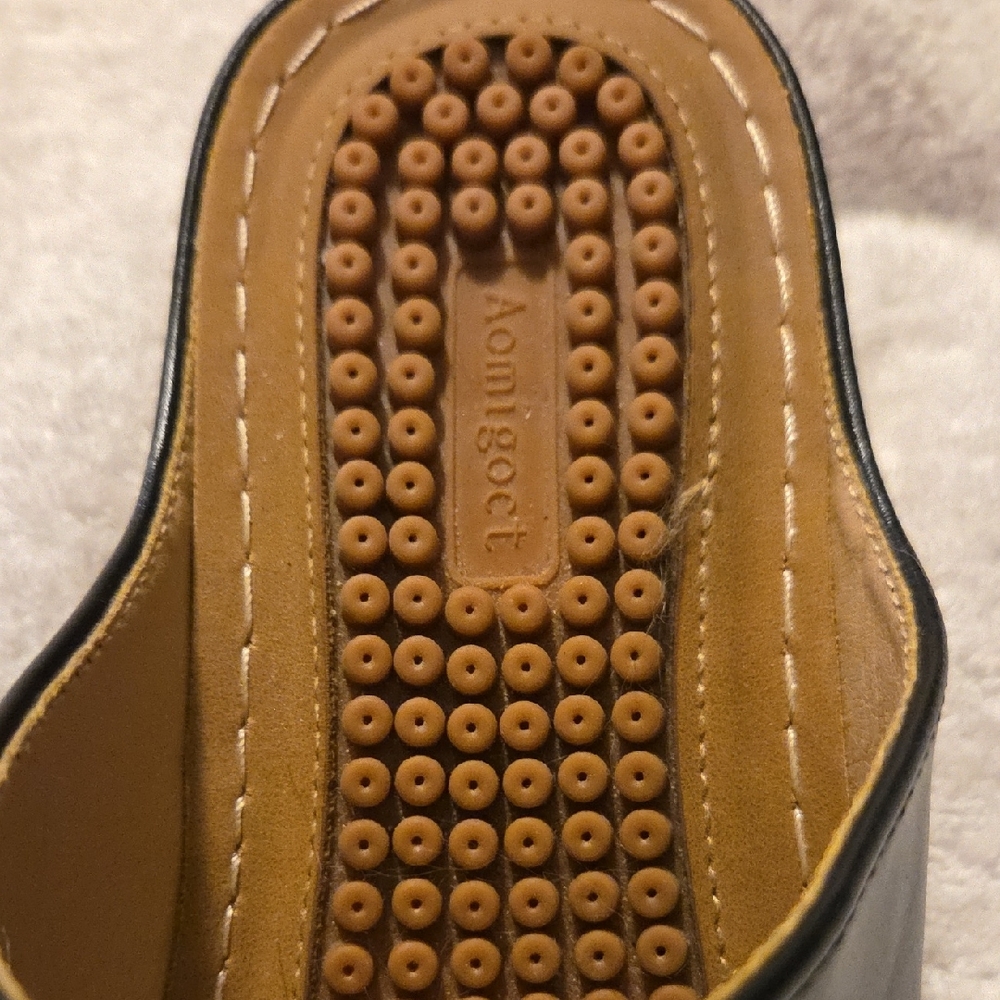Womens Orthopedic Black Leather Slide Sandals, sz 9 - Picture 4 of 10
